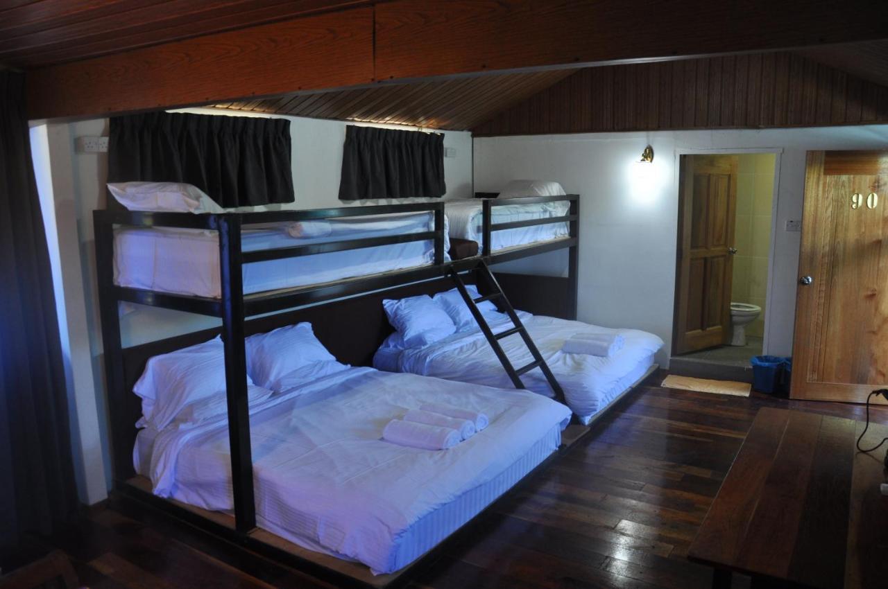 Joe Fisherman Inn Kampung Teluk Nipah Exteriér fotografie