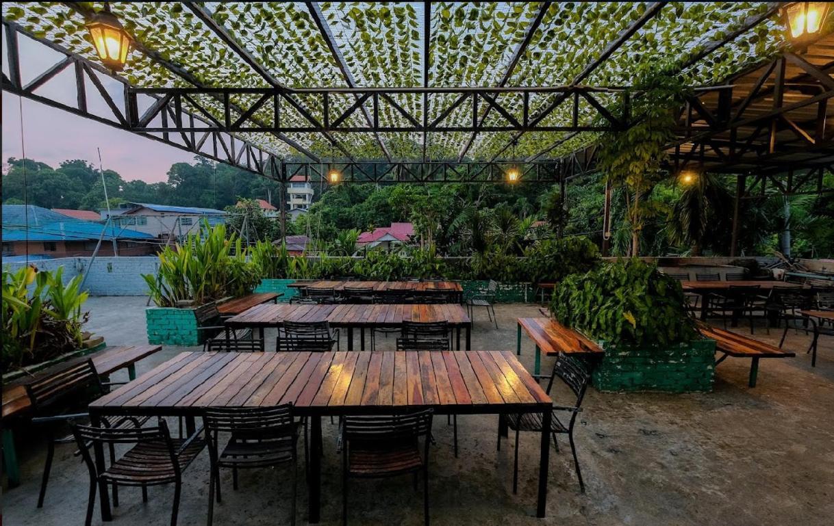 Joe Fisherman Inn Kampung Teluk Nipah Exteriér fotografie