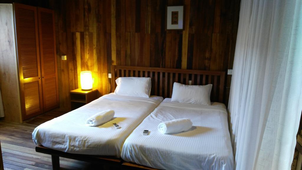 Joe Fisherman Inn Kampung Teluk Nipah Exteriér fotografie